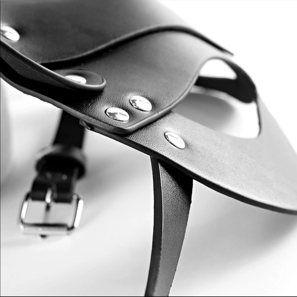 Leather Cat Mask - Picture 5 of 5